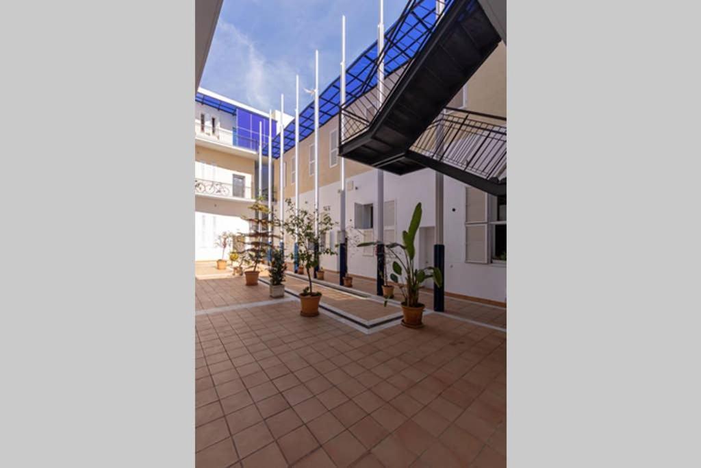 شقة Becas Alameda Duplex By Valcambre إشبيلية المظهر الخارجي الصورة