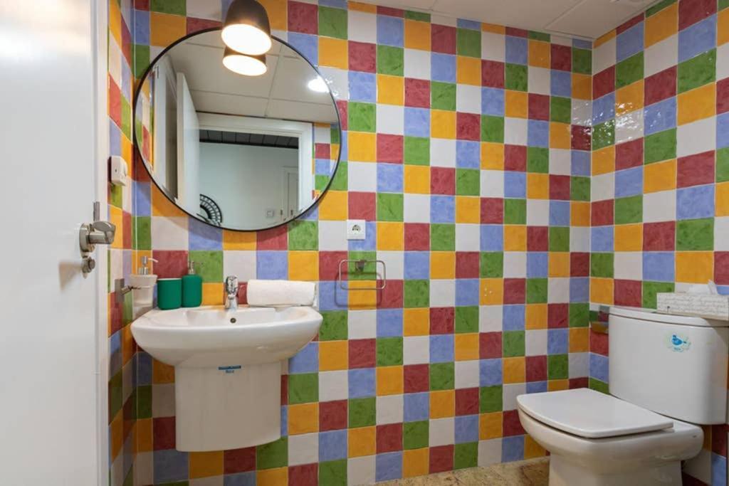 شقة Becas Alameda Duplex By Valcambre إشبيلية المظهر الخارجي الصورة
